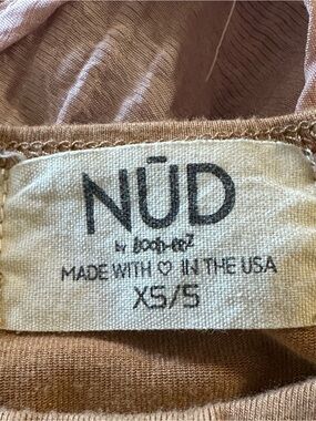 Seamless Shapewear Briefs in Tan